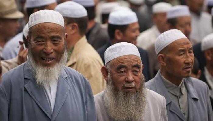 في الصين.. اضطهاد المسلمين بلا حدود ومصادرة القرآن لاحتوائه على “تطرف”